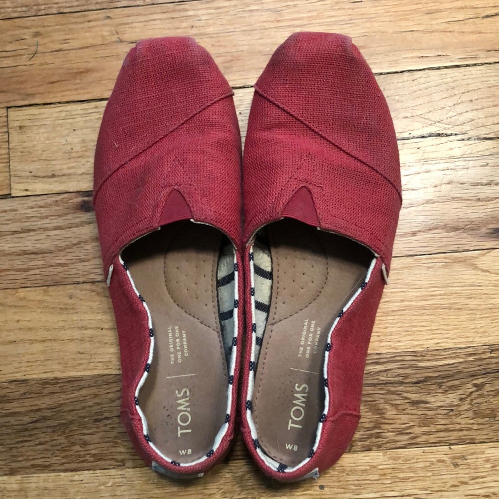 Red toms W size 8